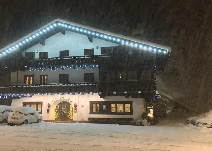 Hotel Al Larin