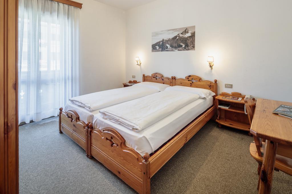 Al Larin Hotel 3*