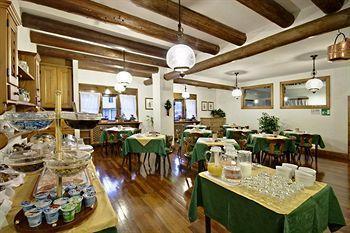 Hotel Al Larin